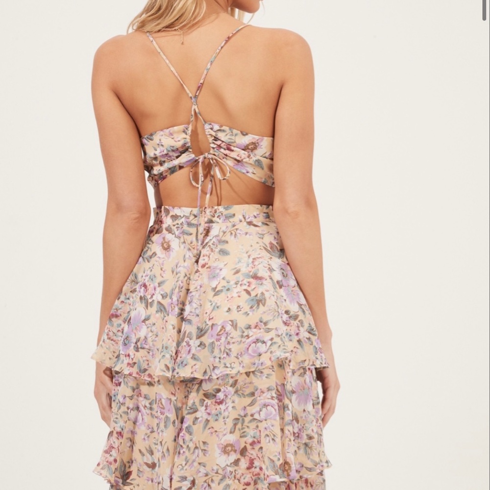 Astr Floral Tiered Maxi Dress - Picture 2 of 11